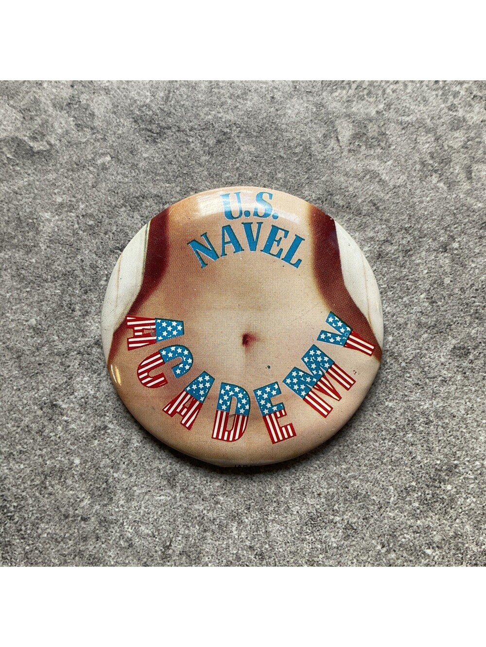 1970s Topps Batty Button #4 U. S. NAVEL ACADEMY Button Pinback Bin Y